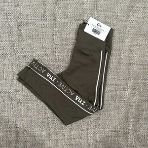 Zyia Olive Logo Striped Lnt Hi Rise Capri (NWT)